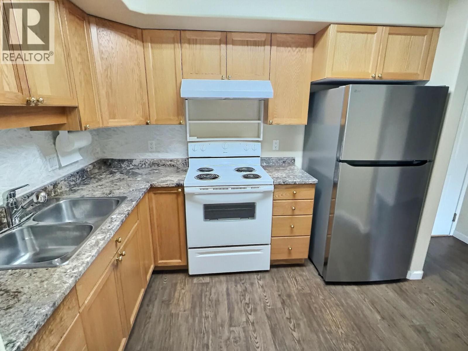 860 Nicolani Drive Unit# 214, Kamloops, British Columbia  V2B 5B3 - Photo 5 - 10390783