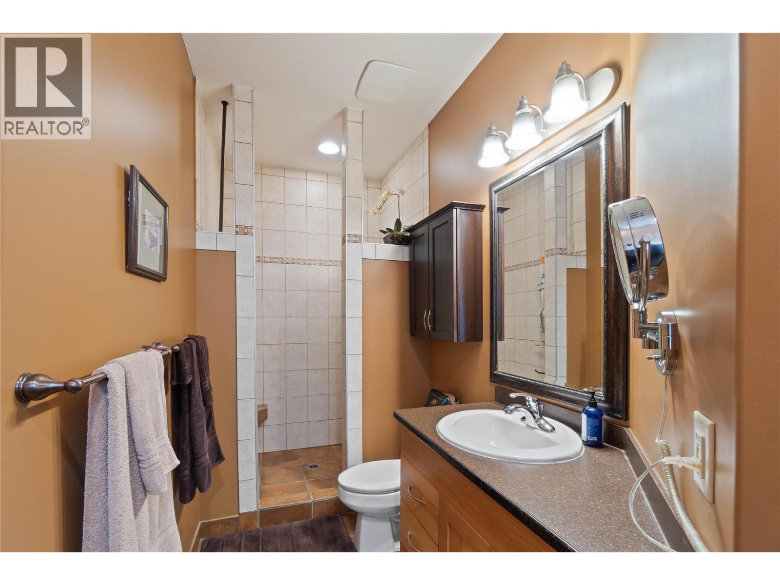 776 Dunrobin Drive Unit# 4, Kamloops, British Columbia  V1S 1X3 - Photo 19 - 10390526