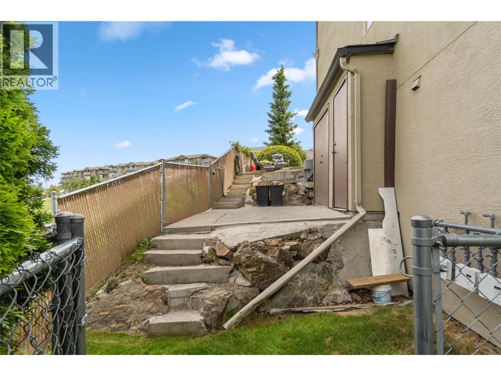 776 Dunrobin Drive Unit# 4, Kamloops, British Columbia  V1S 1X3 - Photo 36 - 10390526