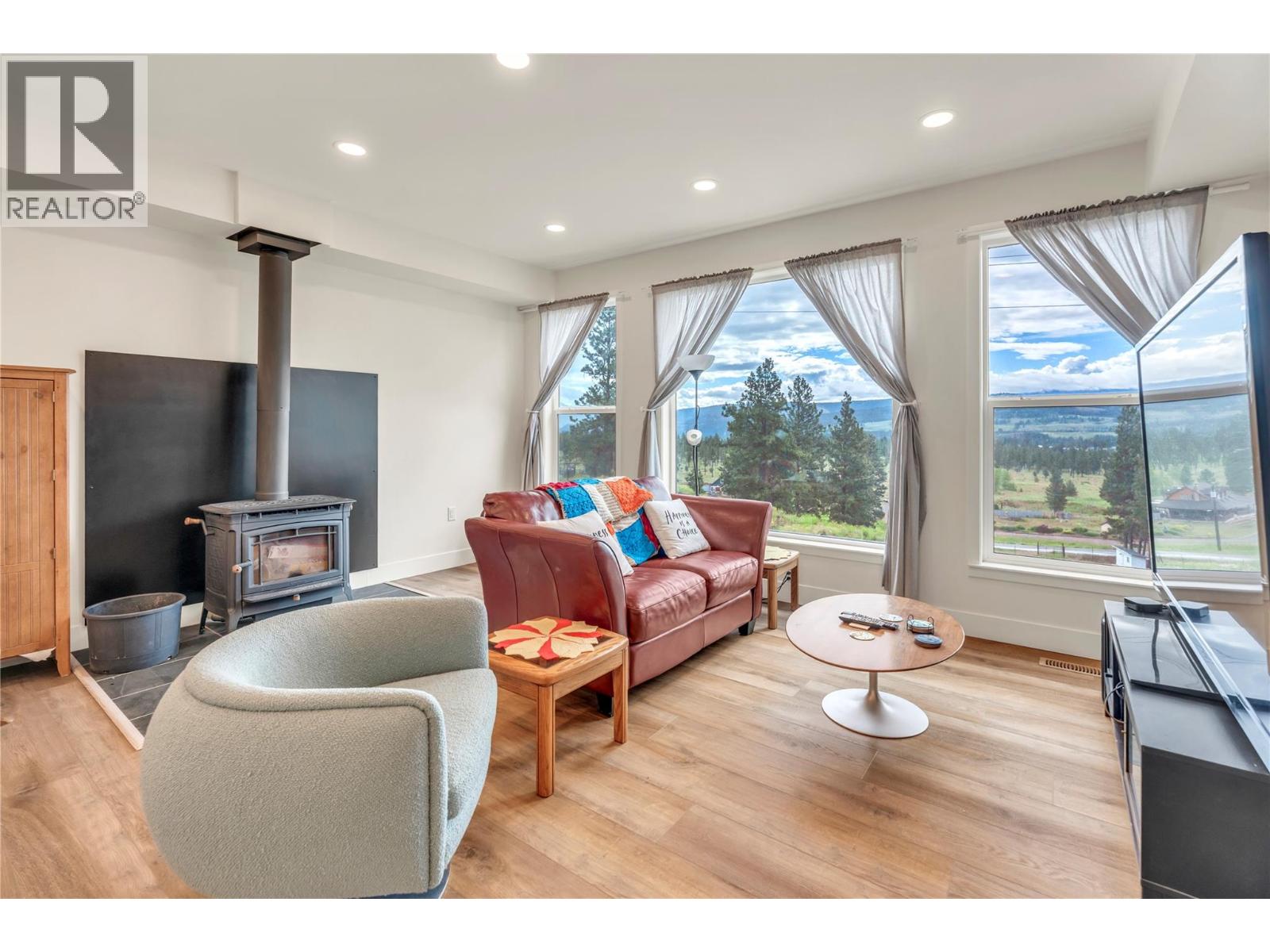 318 Hidden Valley Road, Princeton, British Columbia  V0X 1W0 - Photo 11 - 10390656