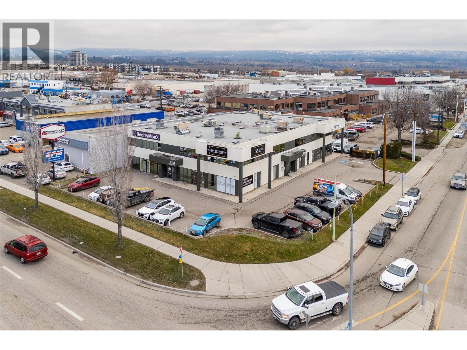 1751 Harvey Avenue Unit# 110, Kelowna, British Columbia  V1Y 6G4 - Photo 2 - 10390393