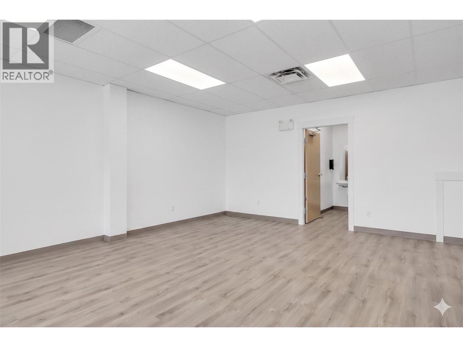 1751 Harvey Avenue Unit# 110, Kelowna, British Columbia  V1Y 6G4 - Photo 6 - 10390393