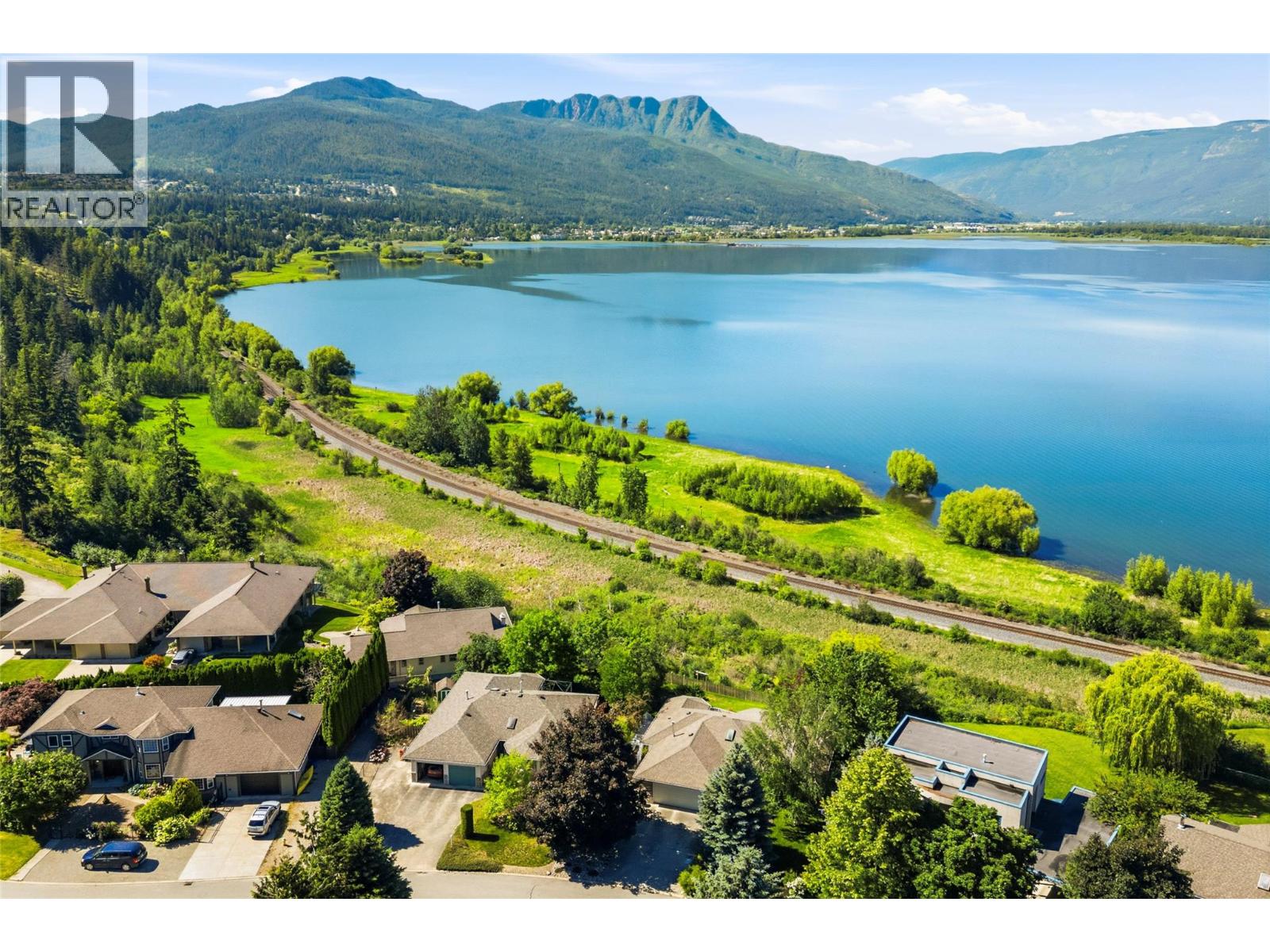 4551 13 Street Ne, Salmon Arm, British Columbia  V1E 1E3 - Photo 2 - 10390922