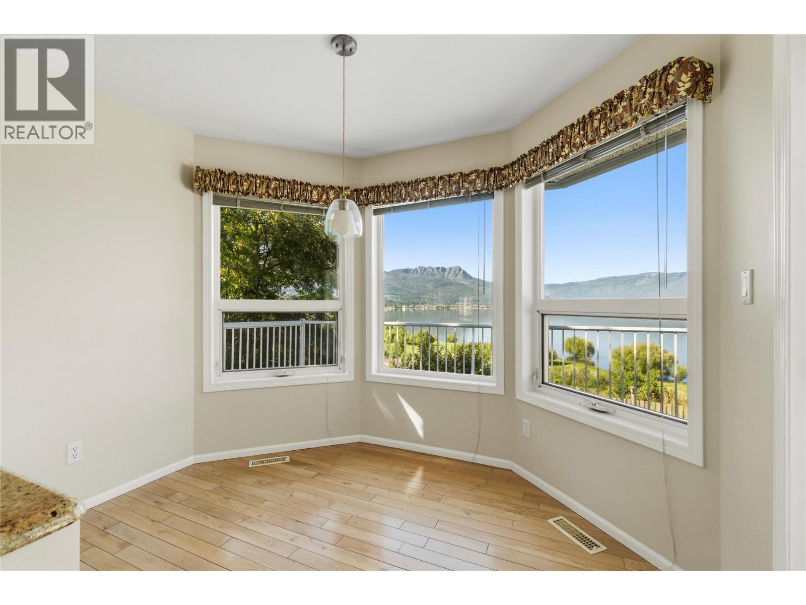4551 13 Street Ne, Salmon Arm, British Columbia  V1E 1E3 - Photo 30 - 10390922