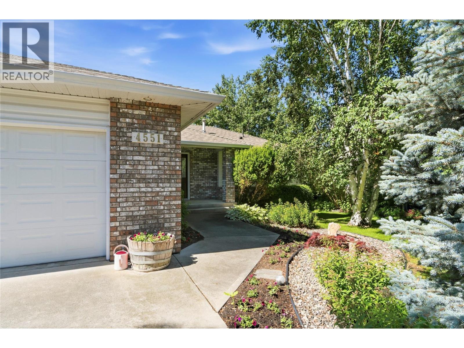 4551 13 Street Ne, Salmon Arm, British Columbia  V1E 1E3 - Photo 77 - 10390922