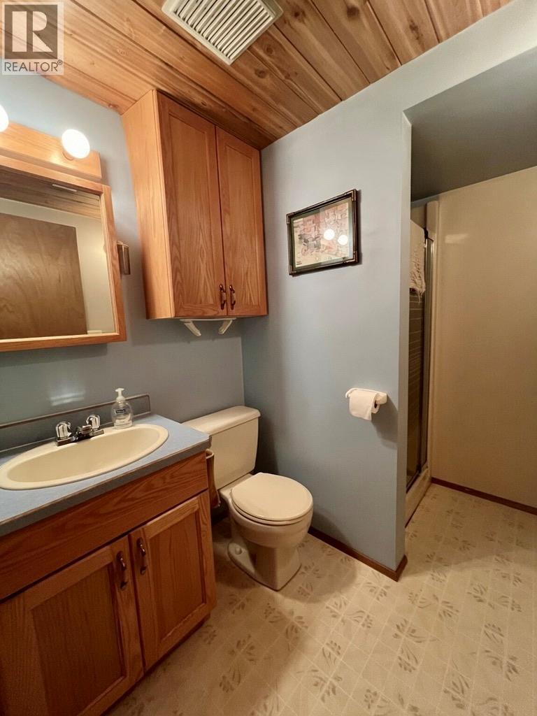 8254 Procter East Road, Procter, British Columbia  V1L 0B6 - Photo 18 - 10390125