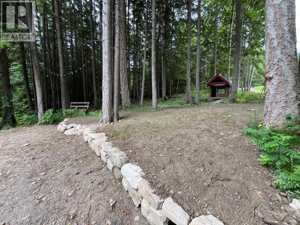 8254 Procter East Road, Procter, British Columbia  V1L 0B6 - Photo 22 - 10390125