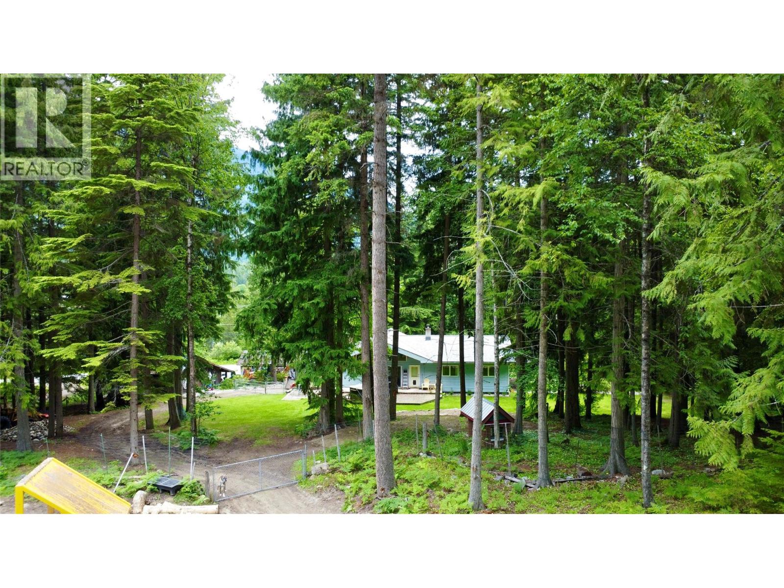 8254 Procter East Road, Procter, British Columbia  V1L 0B6 - Photo 30 - 10390125