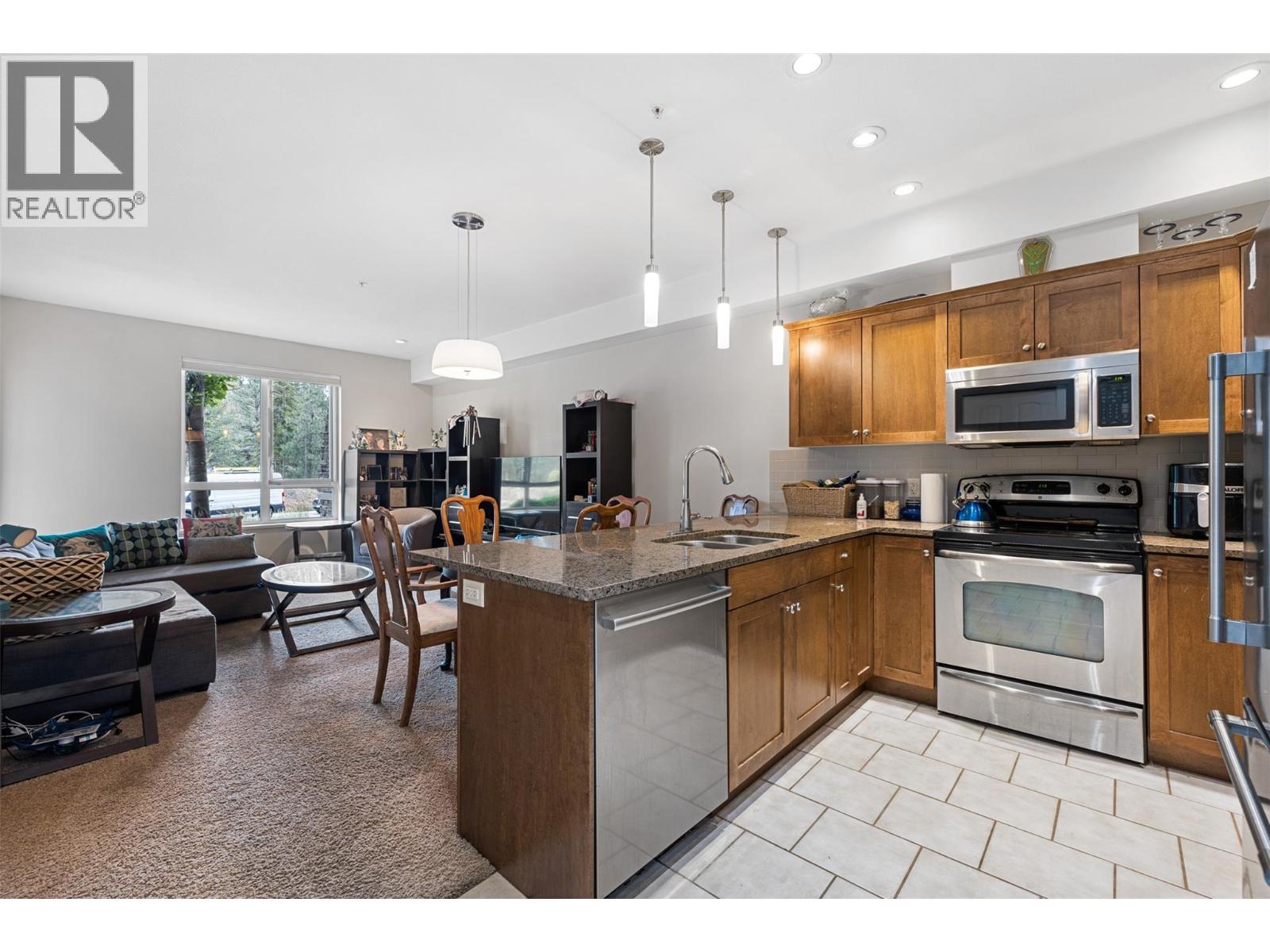 2200 Upper Sundance Drive Unit# 2105, West Kelowna, British Columbia  V4T 3E8 - Photo 6 - 10390661