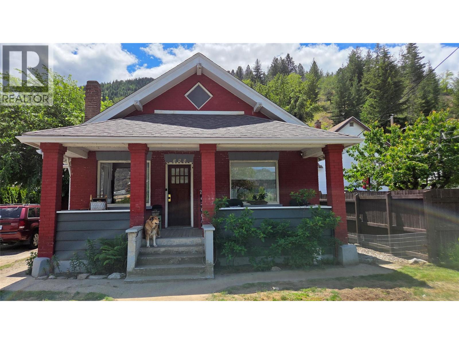 390 Binns Street, Trail, British Columbia  V1R 3L1 - Photo 6 - 10390111