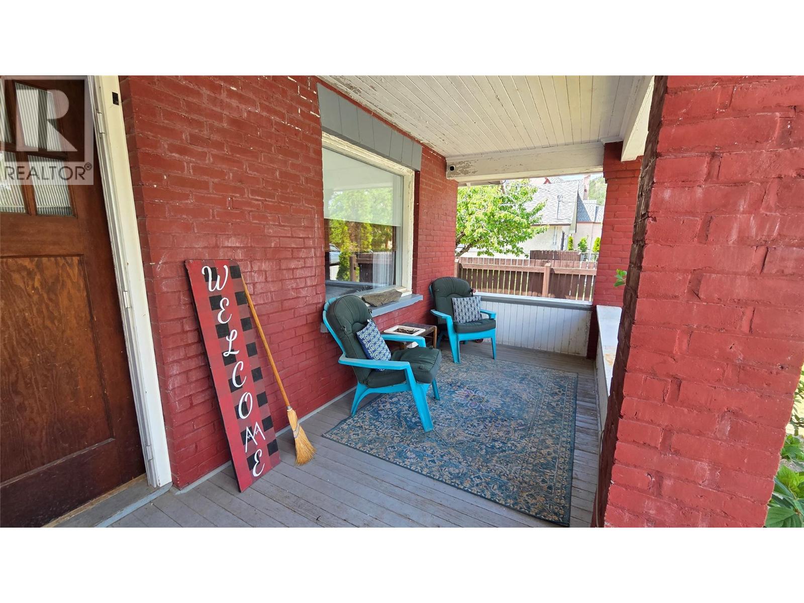 390 Binns Street, Trail, British Columbia  V1R 3L1 - Photo 9 - 10390111