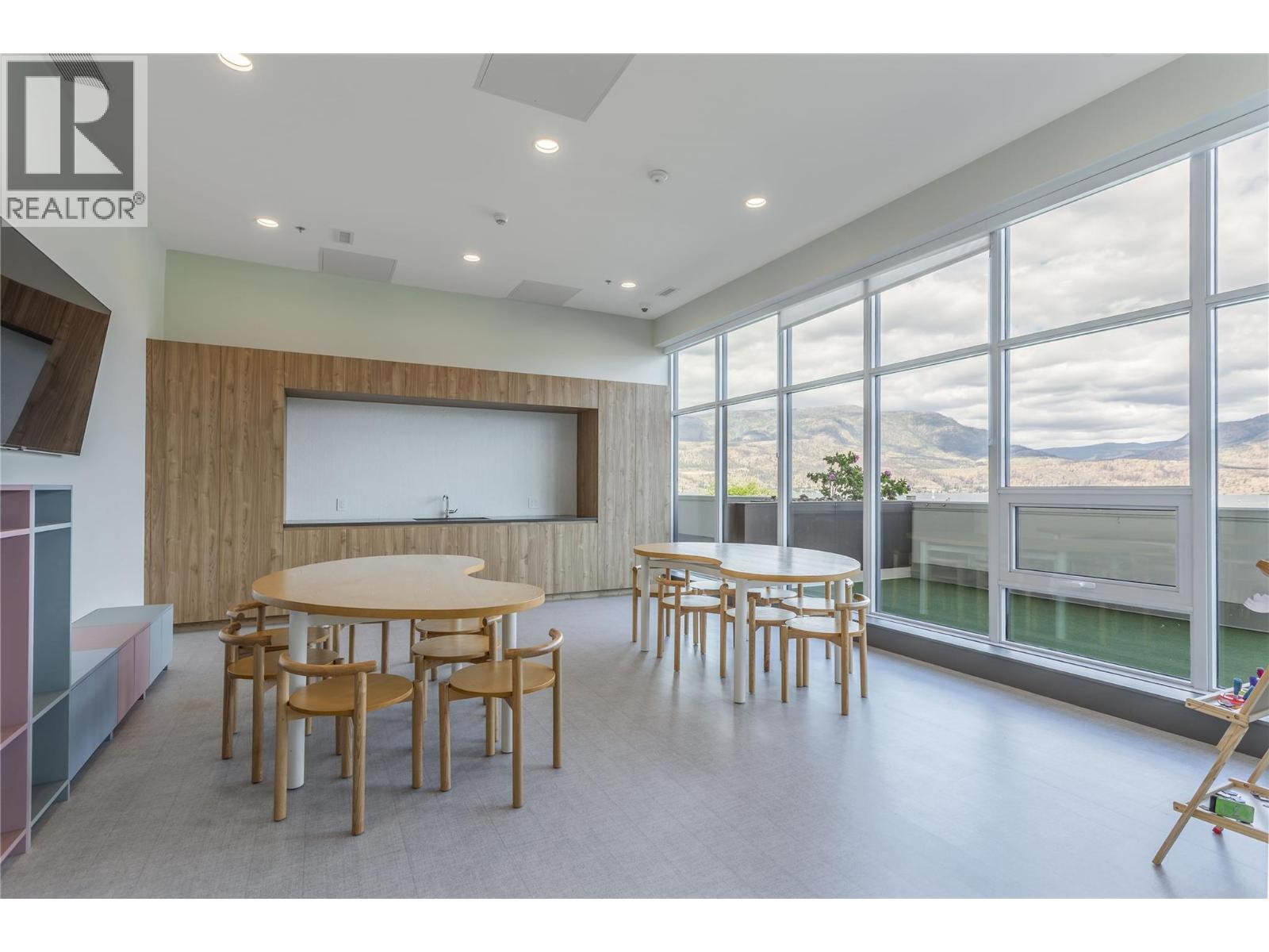 238 Leon Avenue Unit# 808, Kelowna, British Columbia  V1Y 0N6 - Photo 57 - 10390773