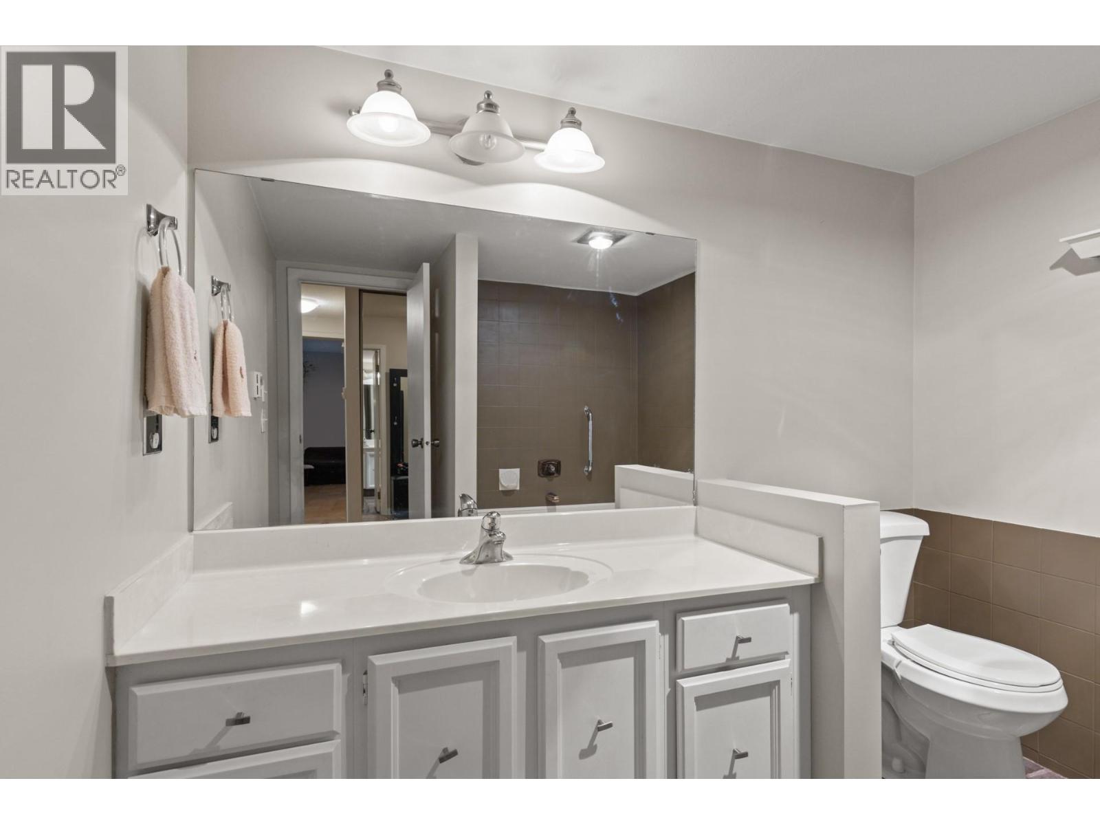 1035 Bernard Avenue Unit# 108, Kelowna, British Columbia  V1Y 6P7 - Photo 21 - 10390952