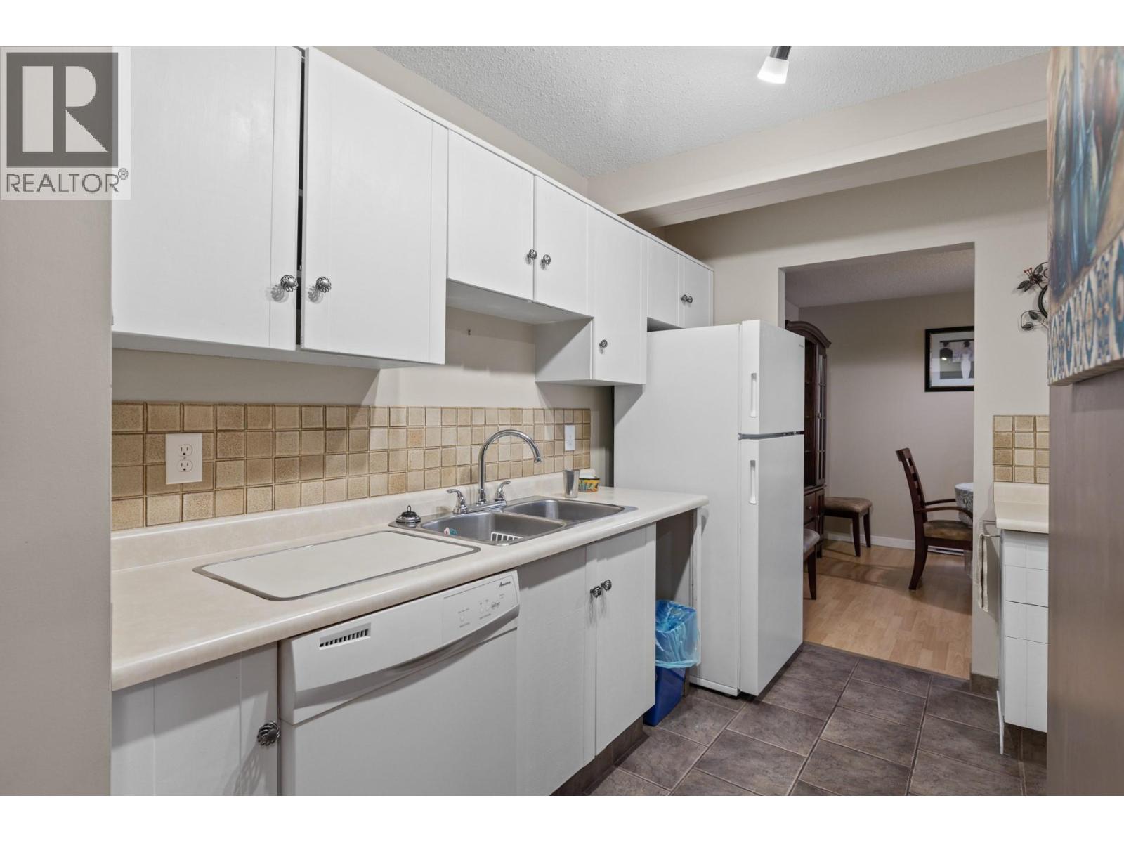 1035 Bernard Avenue Unit# 108, Kelowna, British Columbia  V1Y 6P7 - Photo 5 - 10390952