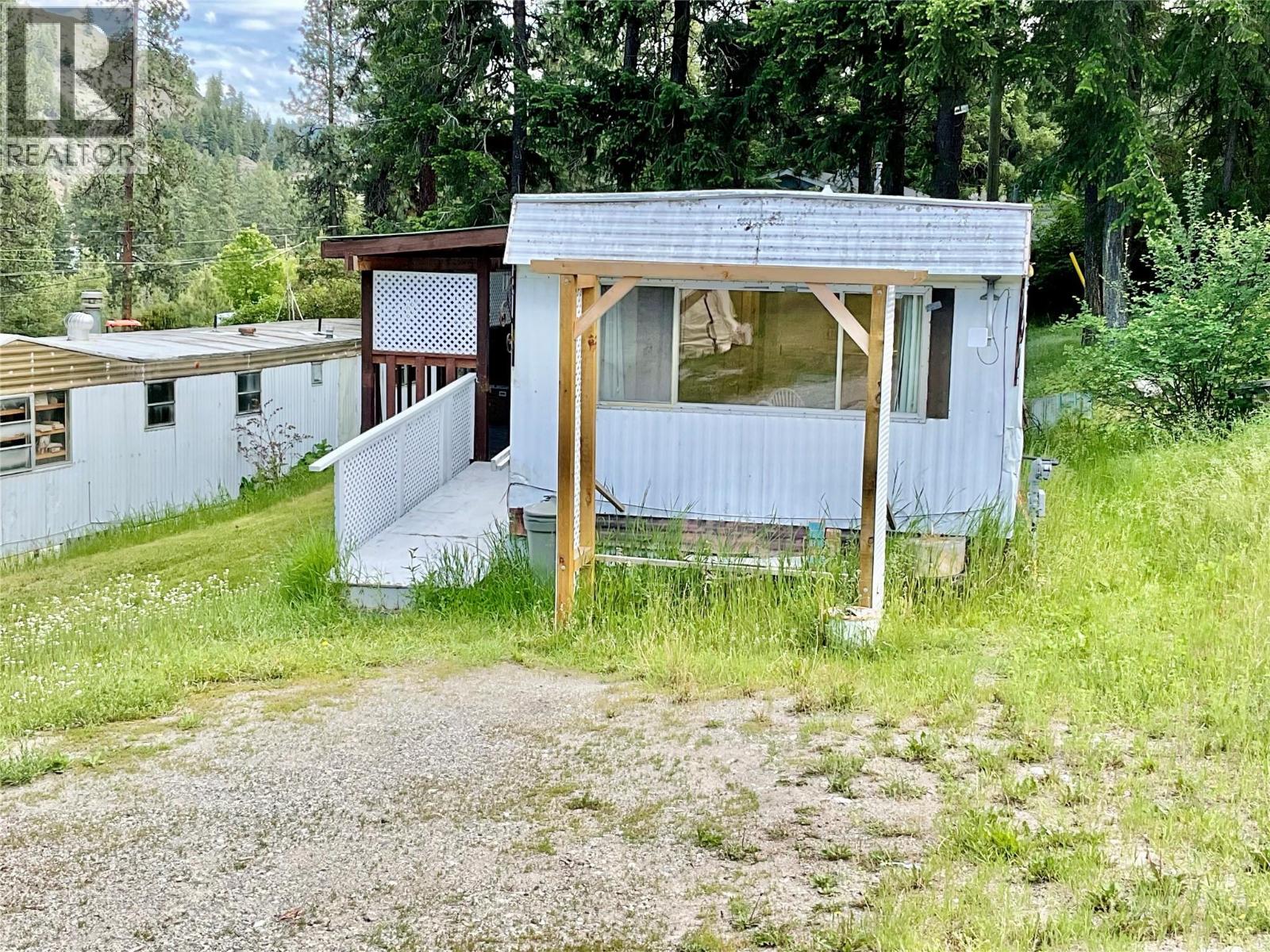 1675 33 Highway Unit# 11, rock creek, British Columbia