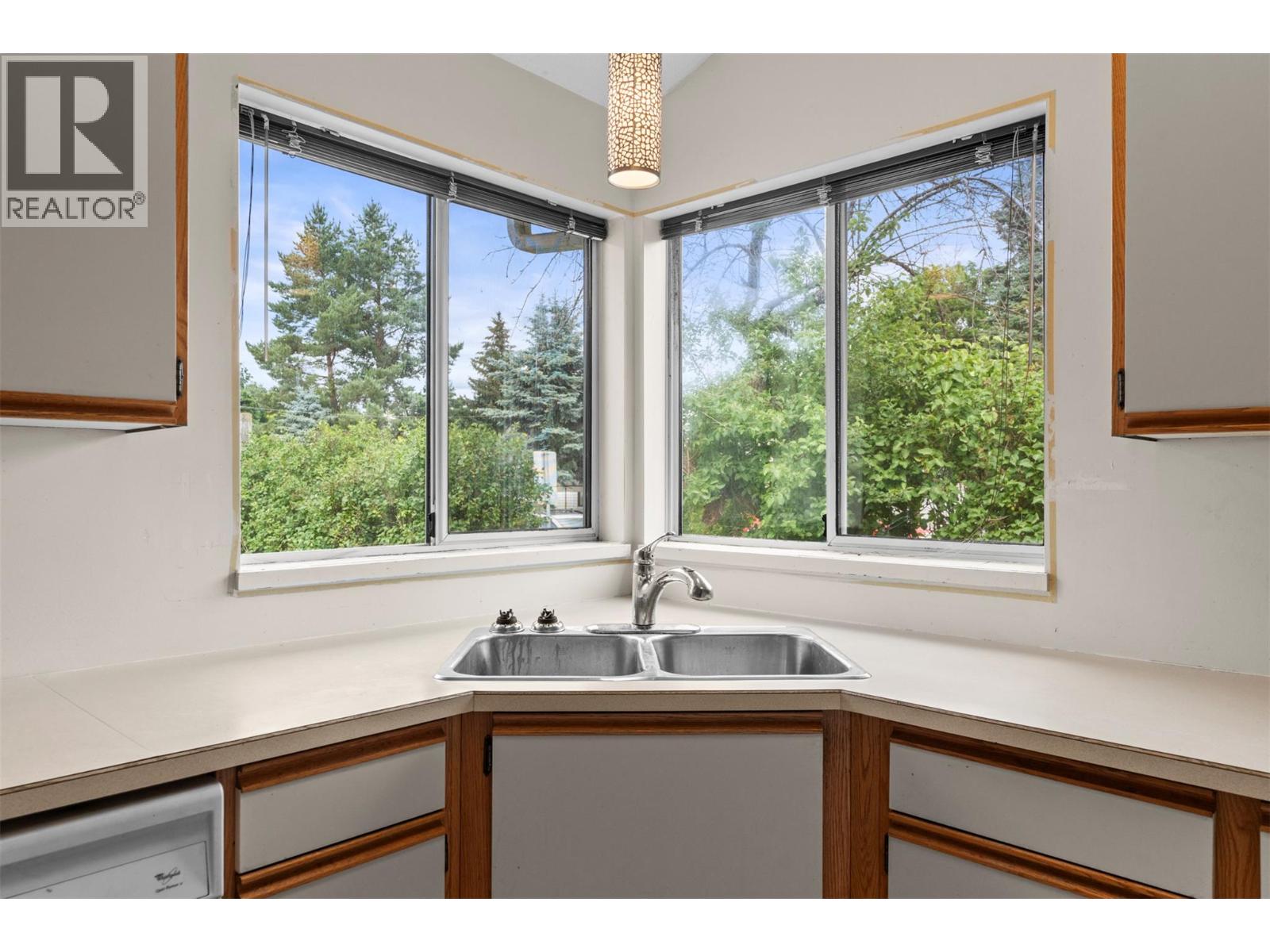 2820 Burns Avenue, Armstrong, British Columbia  V4Y 0G3 - Photo 14 - 10390648