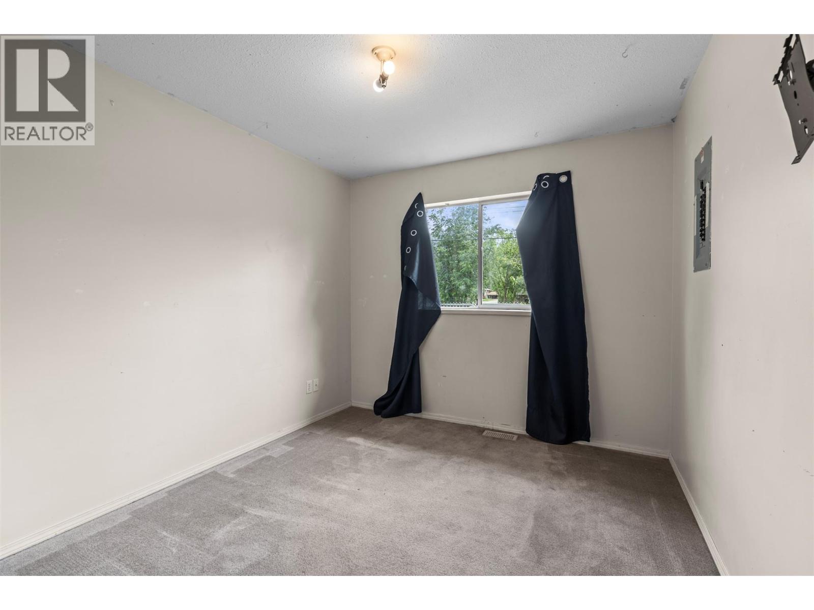 2820 Burns Avenue, Armstrong, British Columbia  V4Y 0G3 - Photo 18 - 10390648