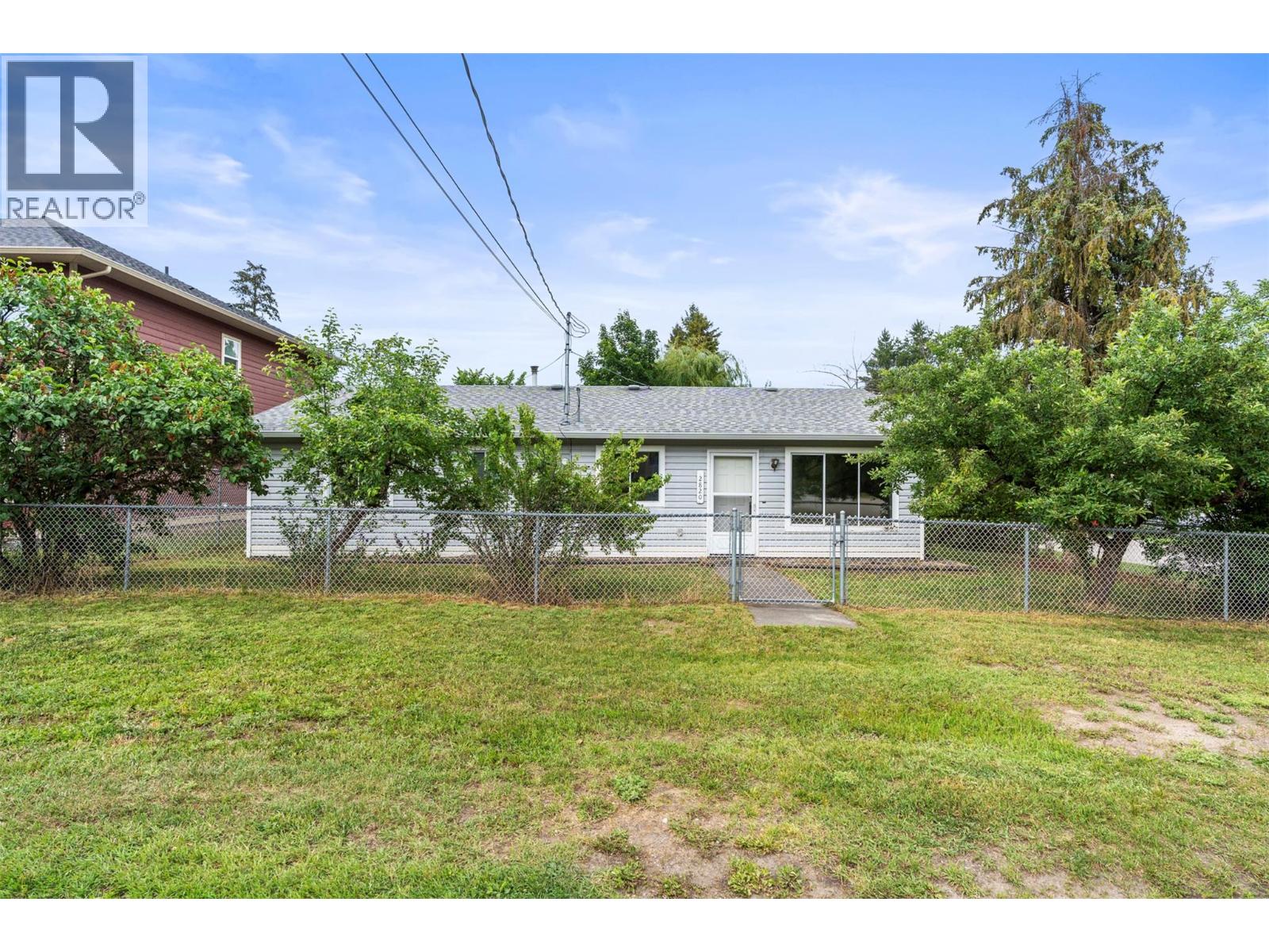 2820 Burns Avenue, Armstrong, British Columbia  V4Y 0G3 - Photo 4 - 10390648