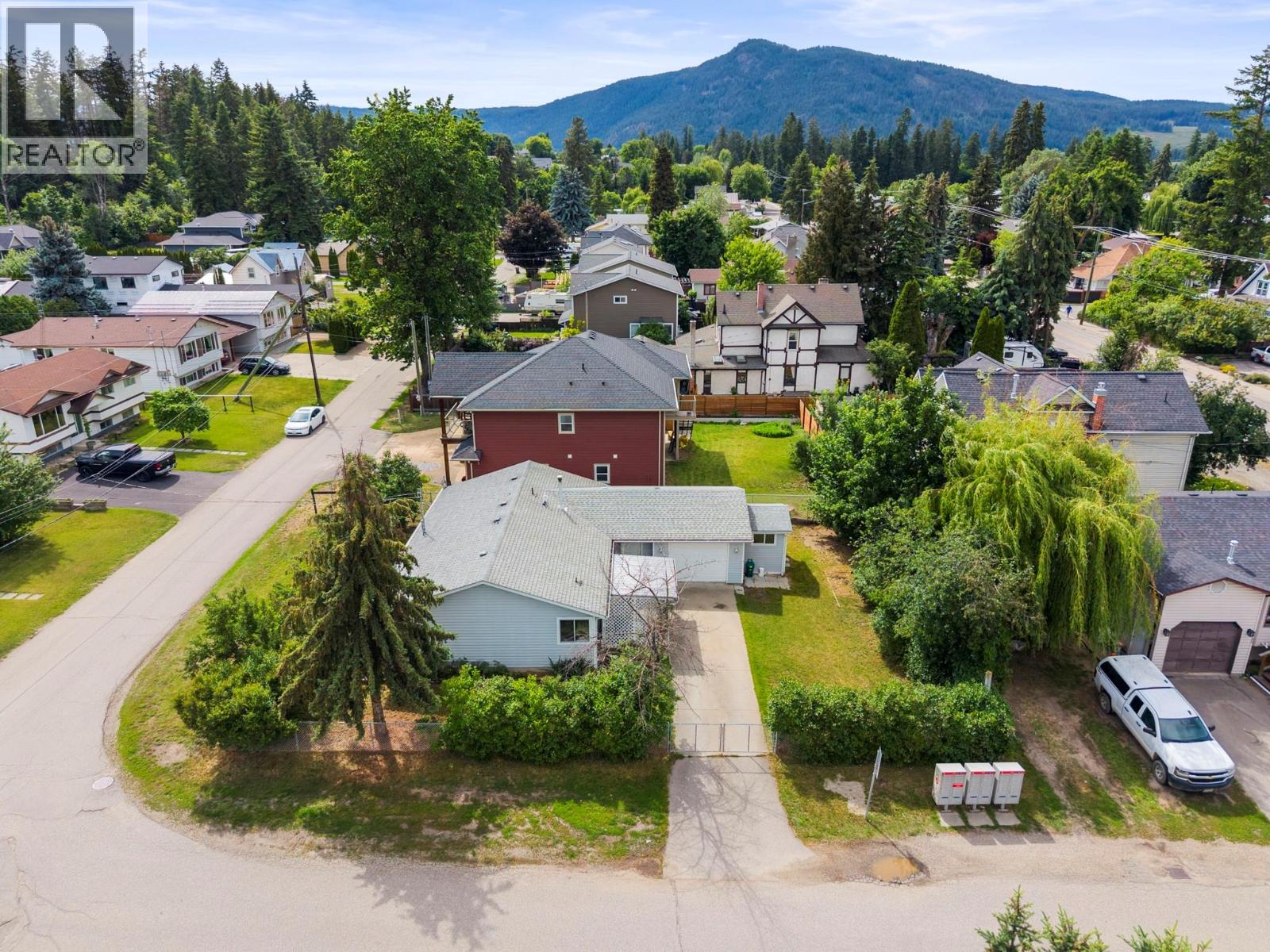 2820 Burns Avenue, Armstrong, British Columbia  V4Y 0G3 - Photo 41 - 10390648