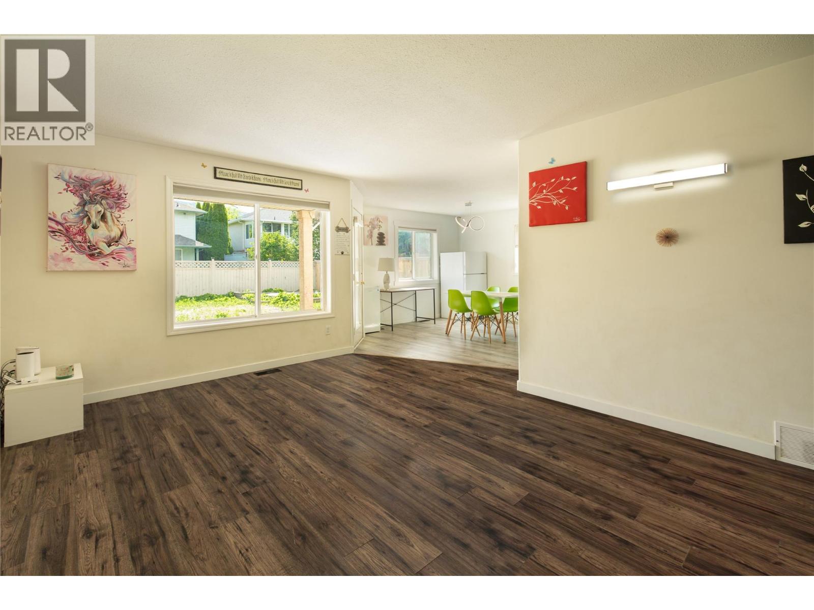 1395 Friesen Road, Kelowna, British Columbia  V1X 7P3 - Photo 3 - 10389935