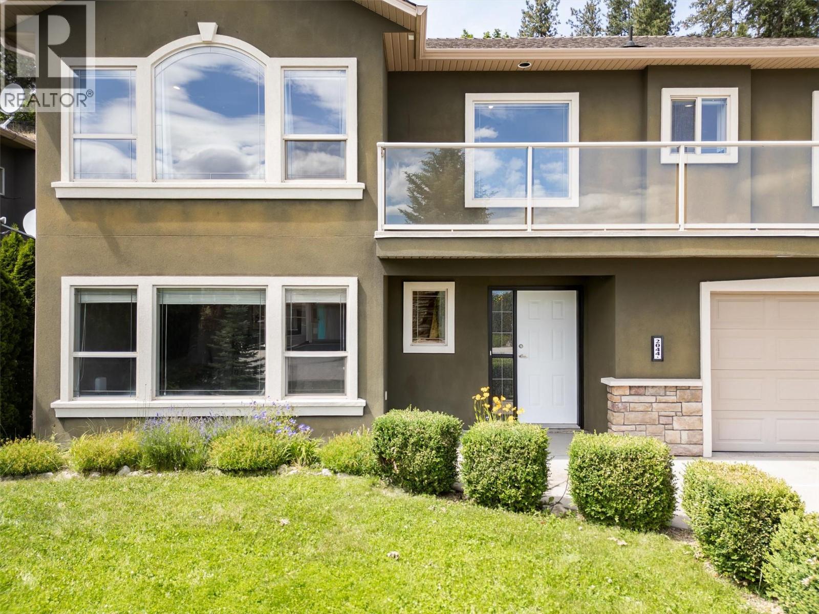 2044 Spyglass Way, West Kelowna, British Columbia  V1Z 3Z7 - Photo 3 - 10390950