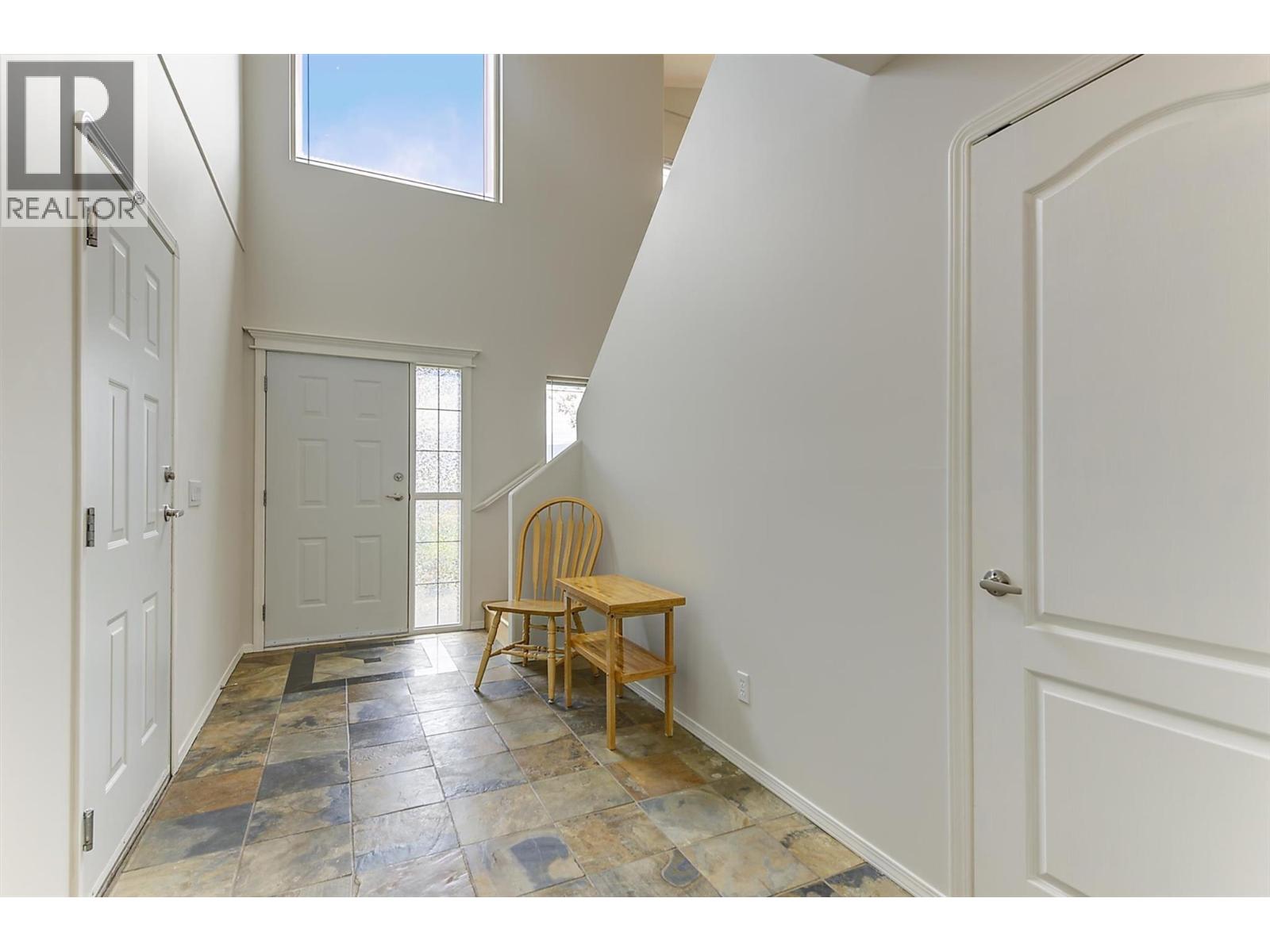 2044 Spyglass Way, West Kelowna, British Columbia  V1Z 3Z7 - Photo 5 - 10390950