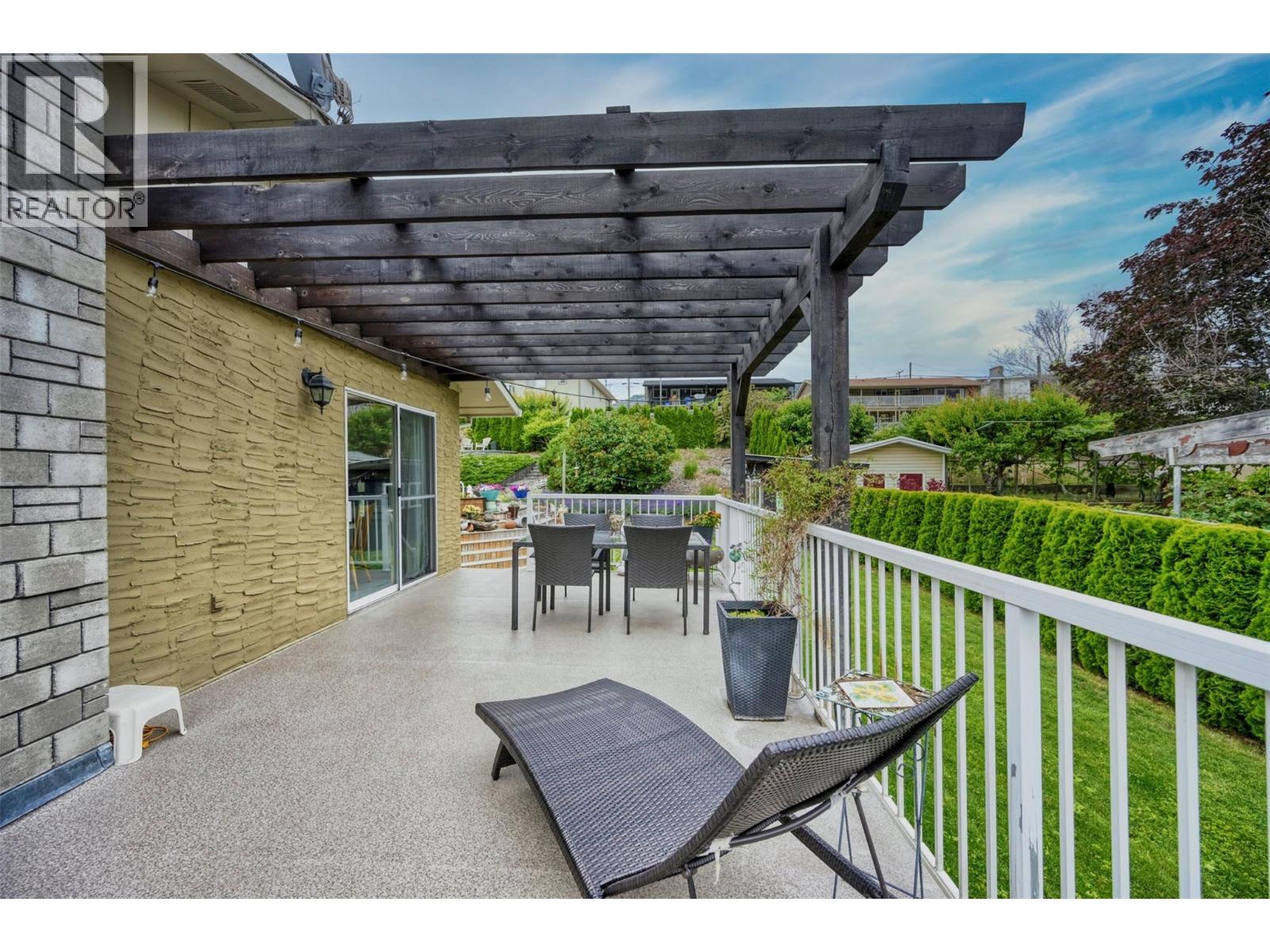 8206 Gravenstein Drive, Osoyoos, British Columbia  V0H 1V0 - Photo 12 - 10389568