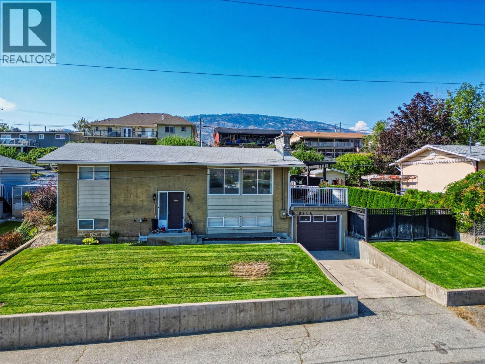 8206 Gravenstein Drive, Osoyoos, British Columbia  V0H 1V0 - Photo 6 - 10389568