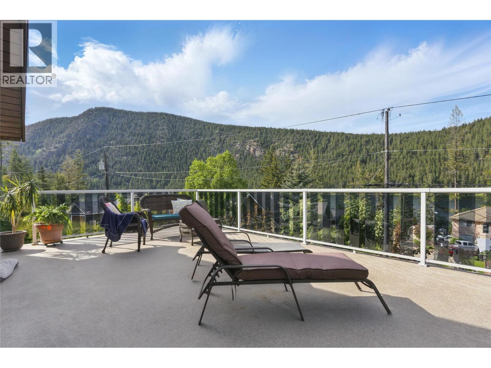 2250 PAUL LAKE Road, kamloops, British Columbia