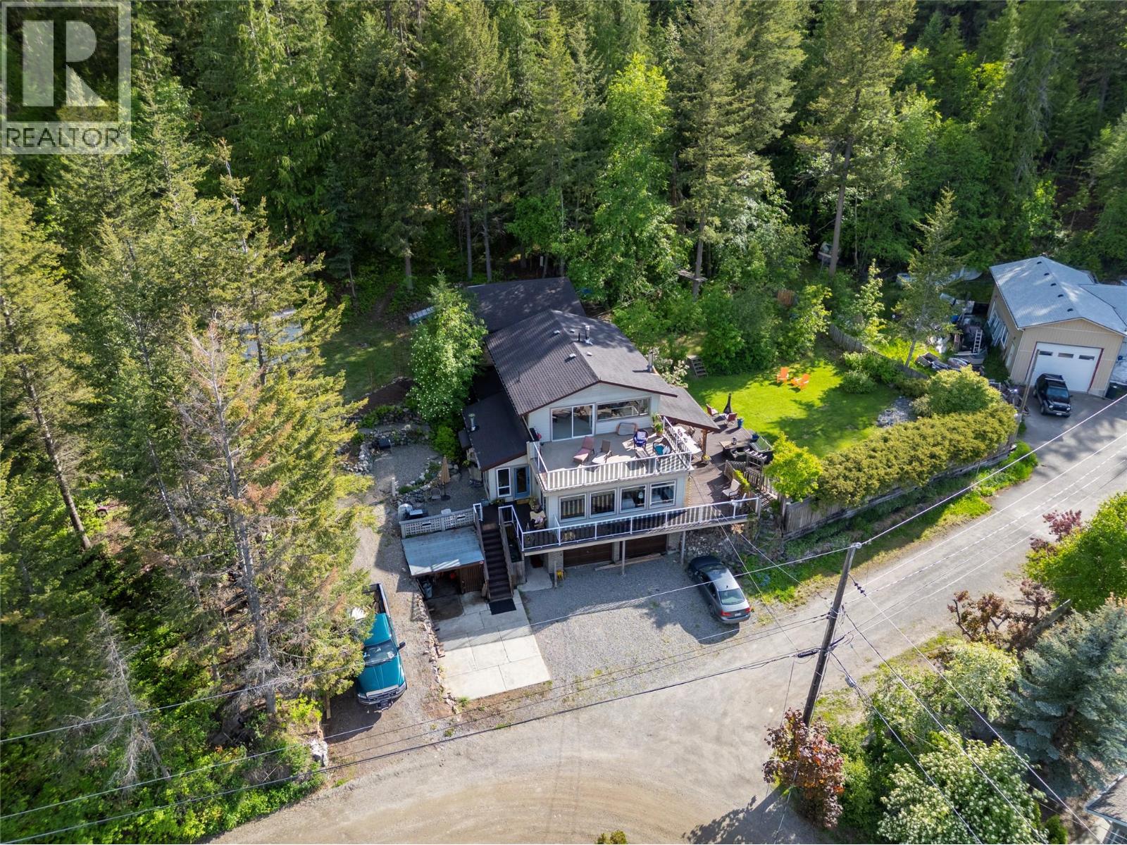 2250 Paul Lake Road, Kamloops, British Columbia  V2H 1N9 - Photo 40 - 10389197