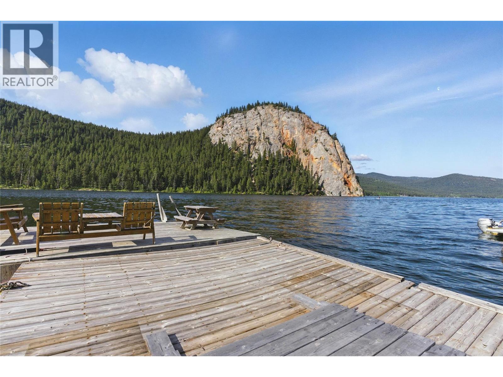 2250 Paul Lake Road, Kamloops, British Columbia  V2H 1N9 - Photo 6 - 10389197