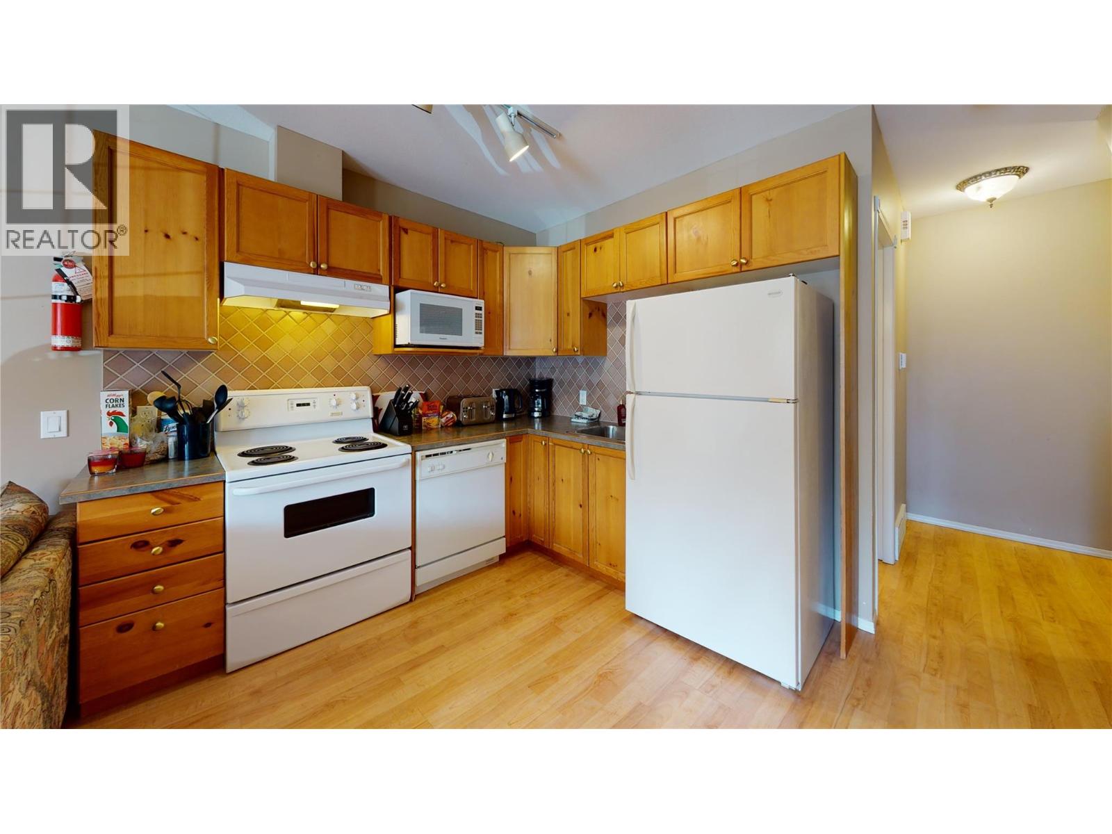 1300 Riverside Way Unit# 1326, Fernie, British Columbia  V0B 1M7 - Photo 16 - 10390571
