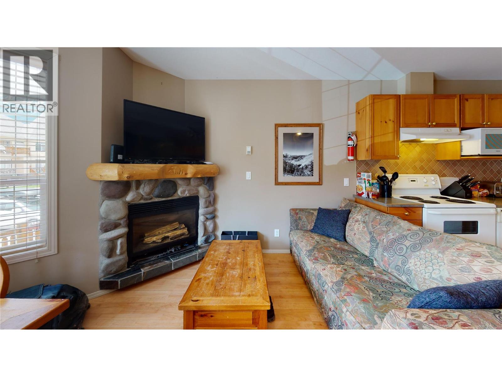 1300 Riverside Way Unit# 1326, Fernie, British Columbia  V0B 1M7 - Photo 17 - 10390571