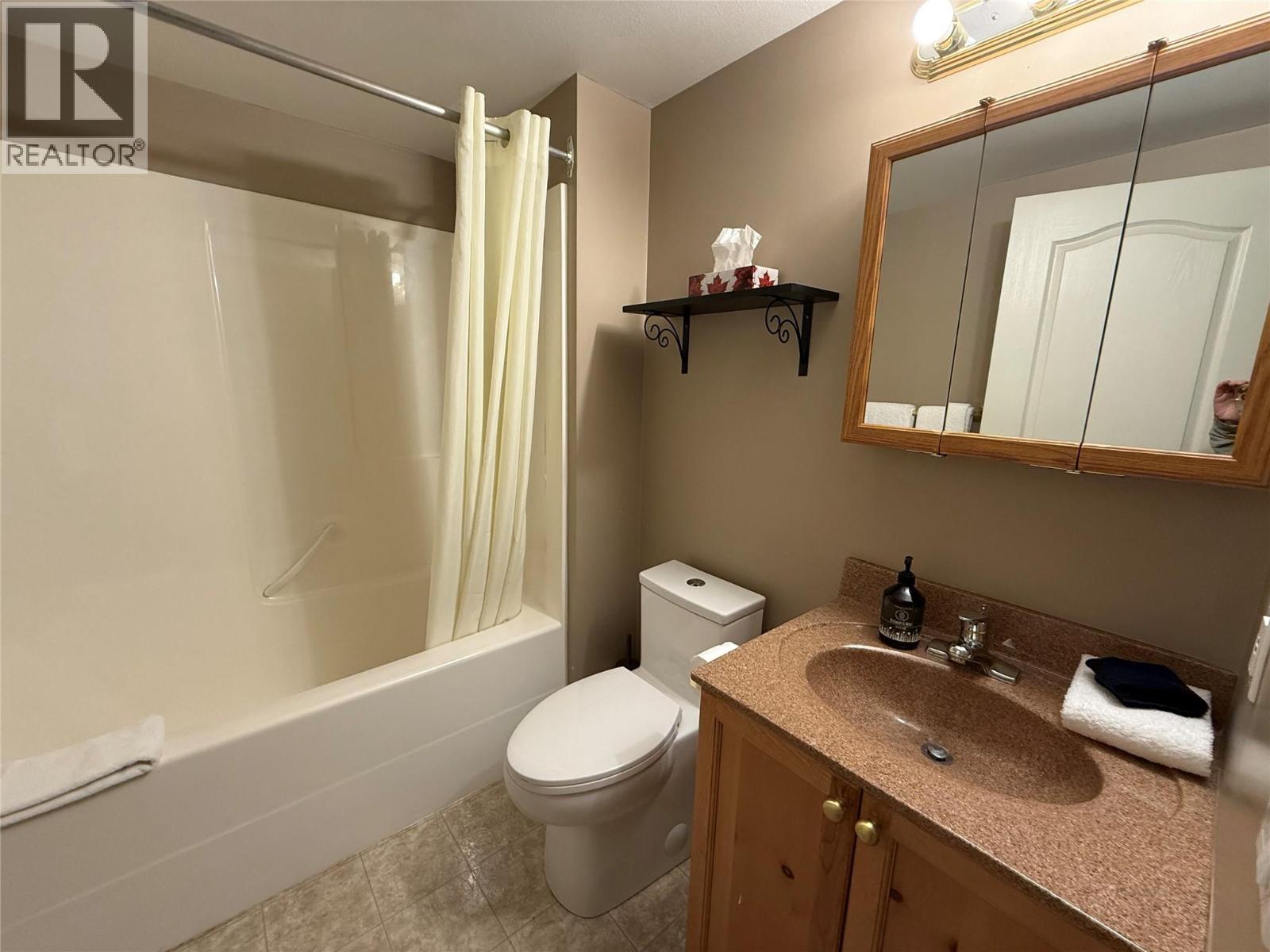 1300 Riverside Way Unit# 1326, Fernie, British Columbia  V0B 1M7 - Photo 20 - 10390571