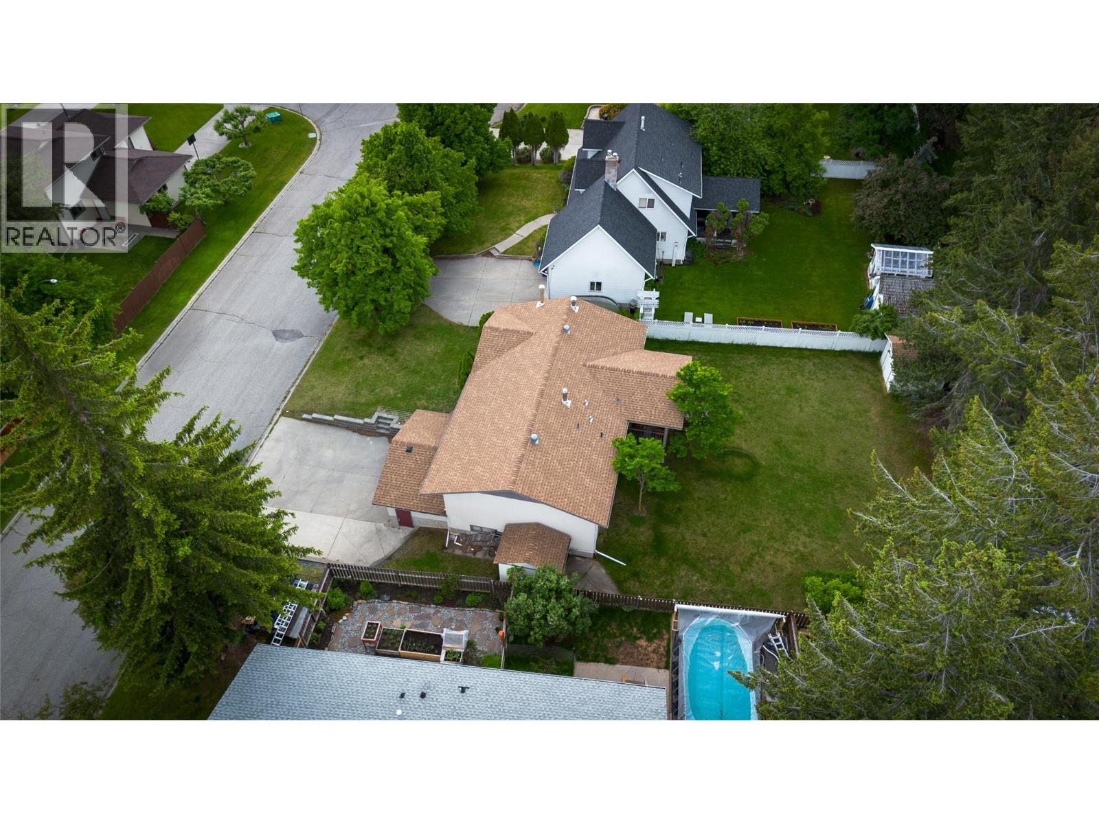 1505 13th Avenue S, Cranbrook, British Columbia  V1C 5K1 - Photo 3 - 10390905