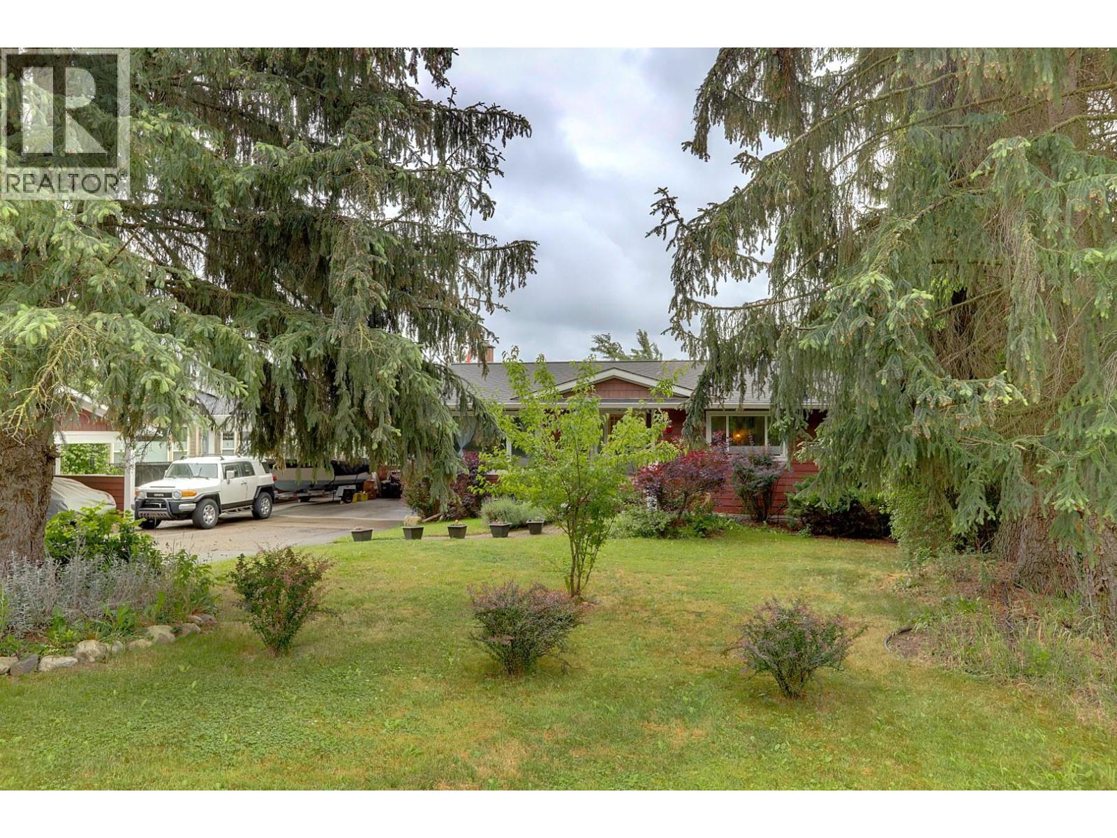 3230 Fraser Road, Armstrong, British Columbia  V4Y 0J9 - Photo 4 - 10390781