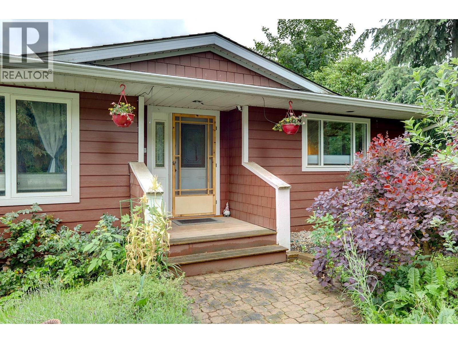 3230 Fraser Road, Armstrong, British Columbia  V4Y 0J9 - Photo 6 - 10390781