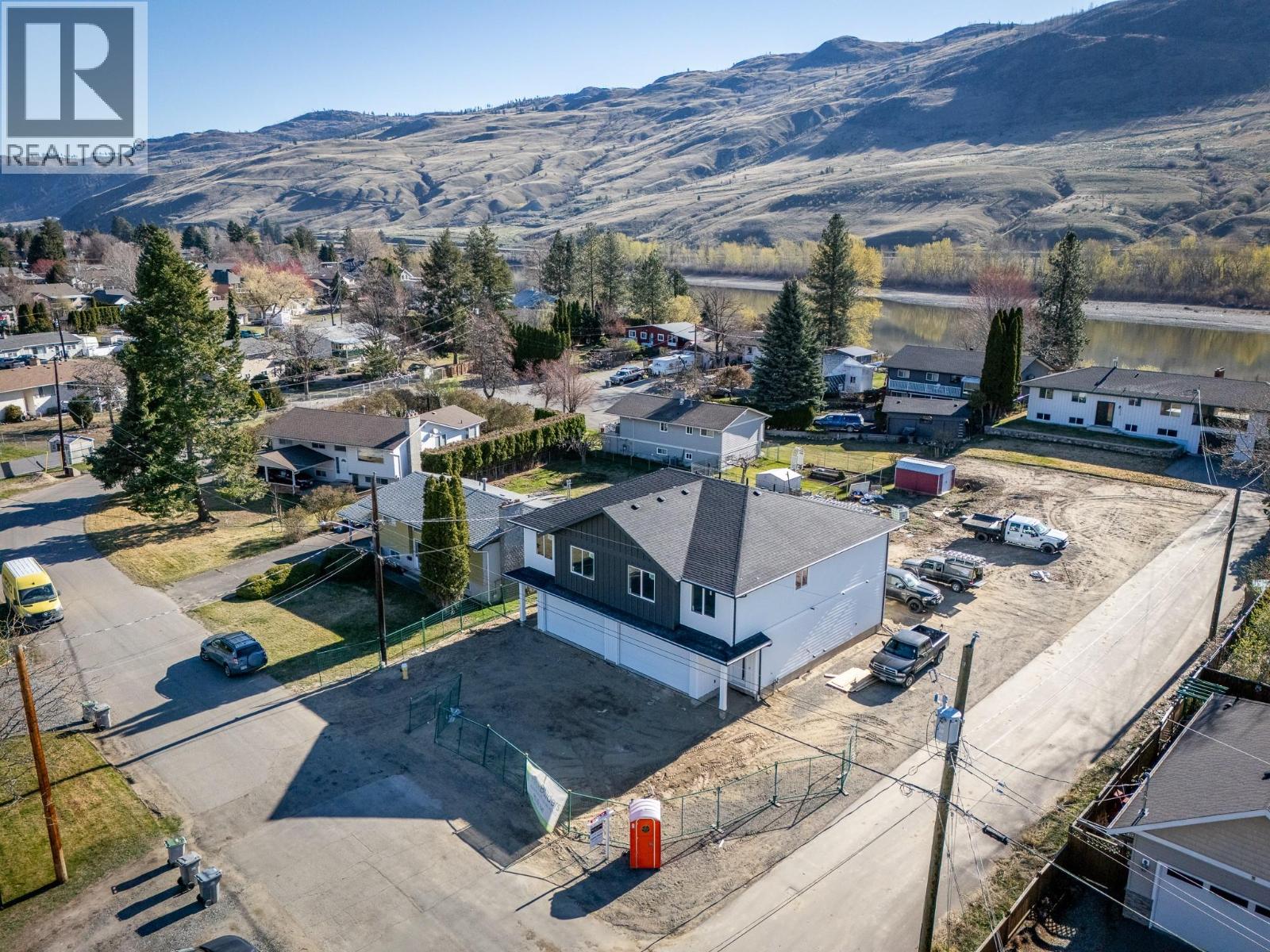 3279 A Schubert Road, Kamloops, British Columbia  V2B 6Y4 - Photo 3 - 10390983