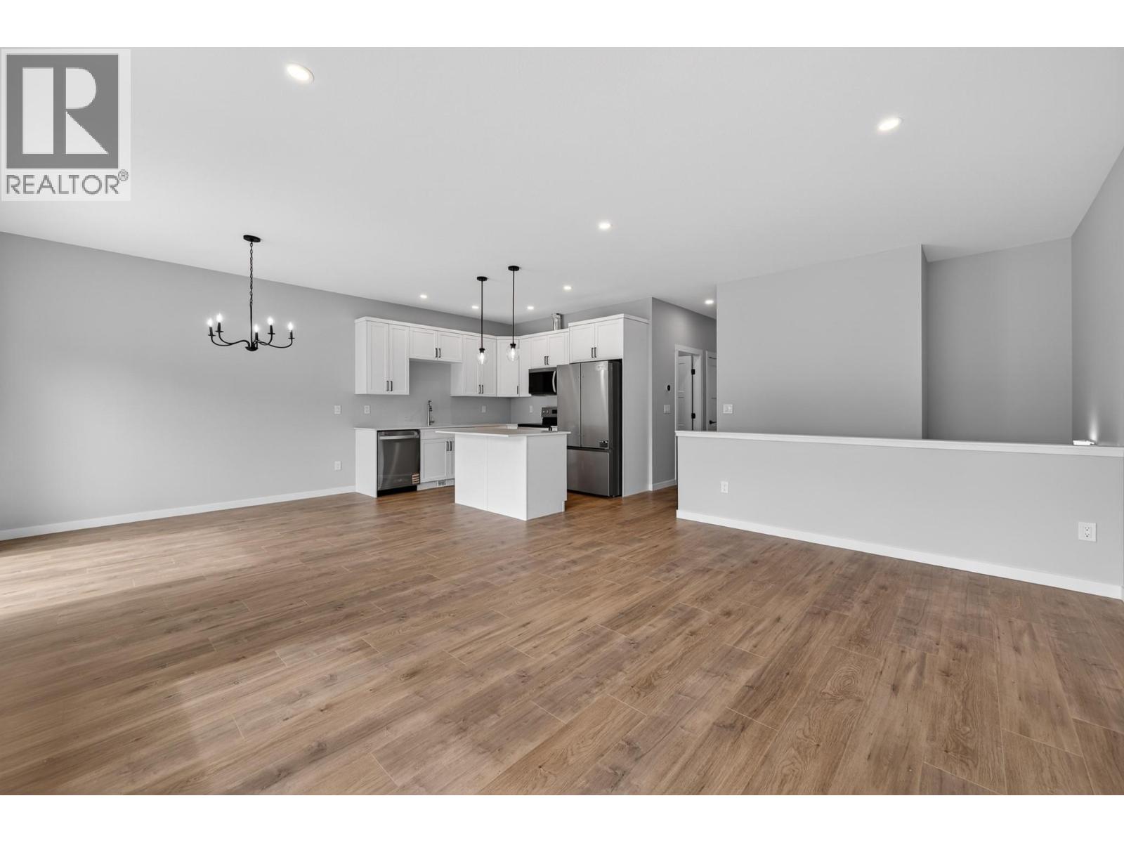 3279 A Schubert Road, Kamloops, British Columbia  V2B 6Y4 - Photo 8 - 10390983