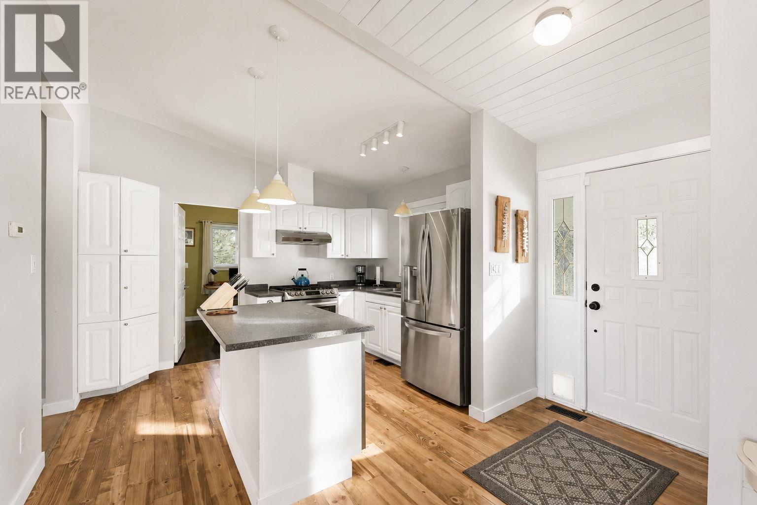 2853 Lower Glenrosa Road, West Kelowna, British Columbia  V4T 1V7 - Photo 12 - 10389475