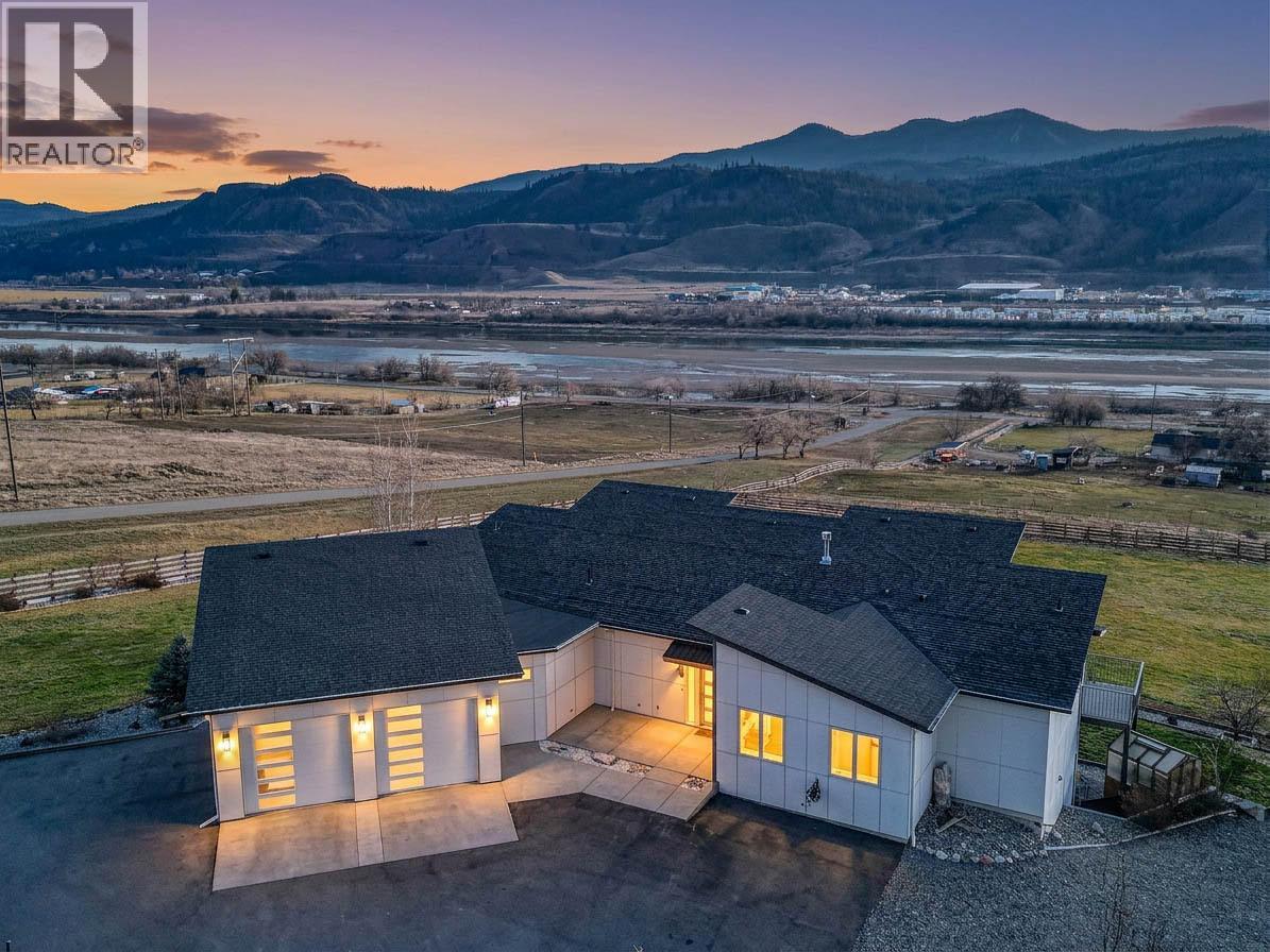 3093 Shuswap  E Road, Kamloops, British Columbia  V2H 1T1 - Photo 2 - 10390948