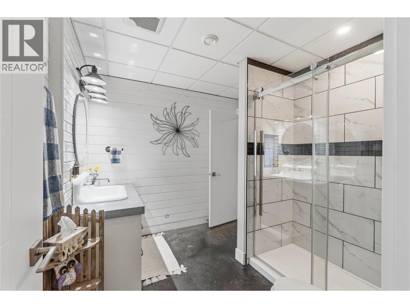 3093 Shuswap  E Road, Kamloops, British Columbia  V2H 1T1 - Photo 38 - 10390948