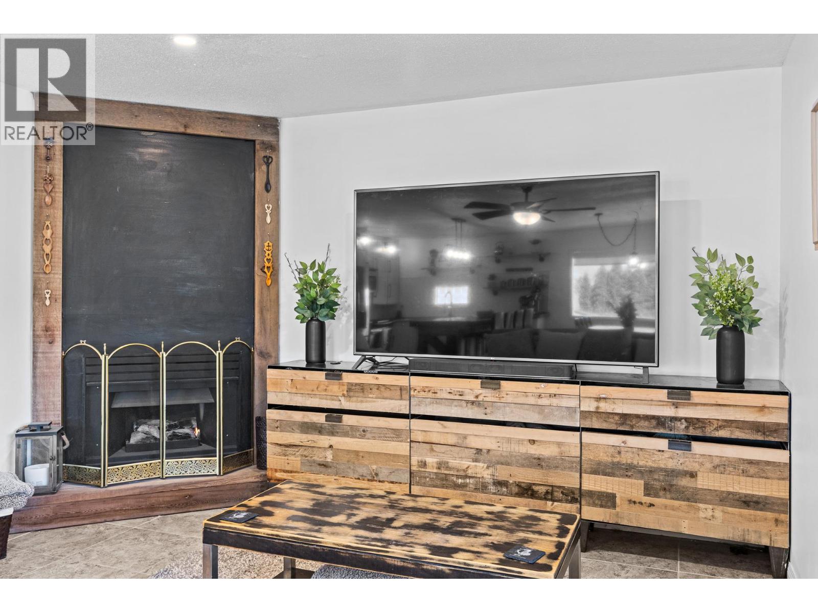 145 Magic Drive, Kelowna, British Columbia  V1V 1N2 - Photo 24 - 10390932