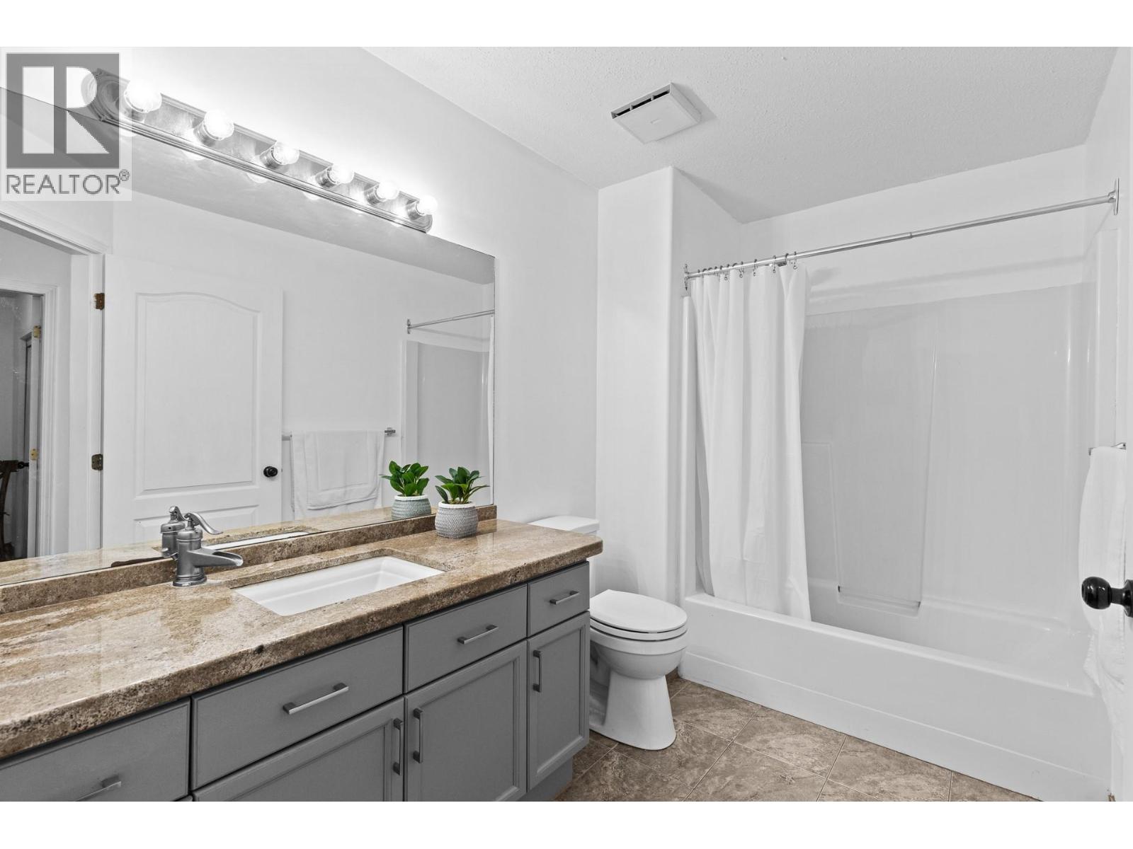 145 Magic Drive, Kelowna, British Columbia  V1V 1N2 - Photo 28 - 10390932