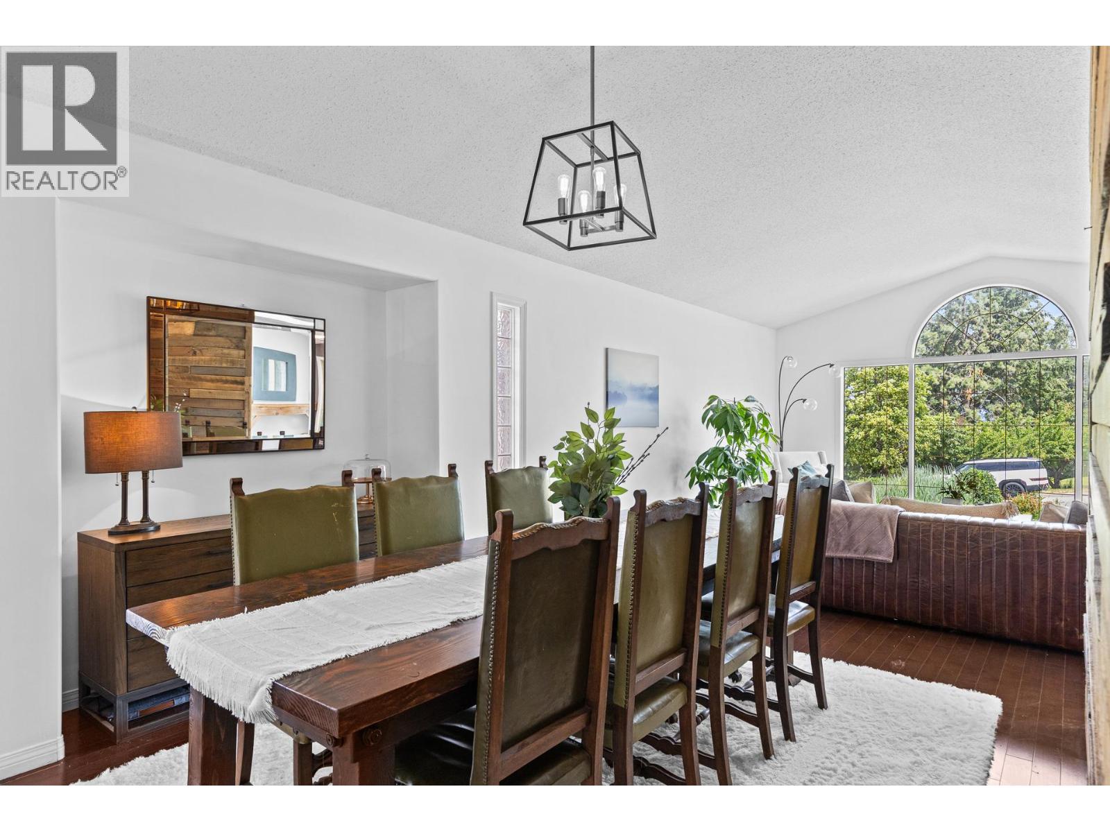 145 Magic Drive, Kelowna, British Columbia  V1V 1N2 - Photo 8 - 10390932