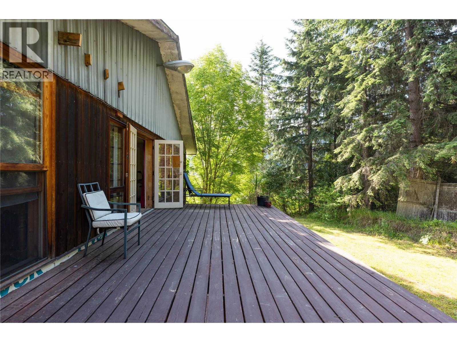 6777 Perry's Back Road, Winlaw, British Columbia  V0G 2J0 - Photo 30 - 10390823