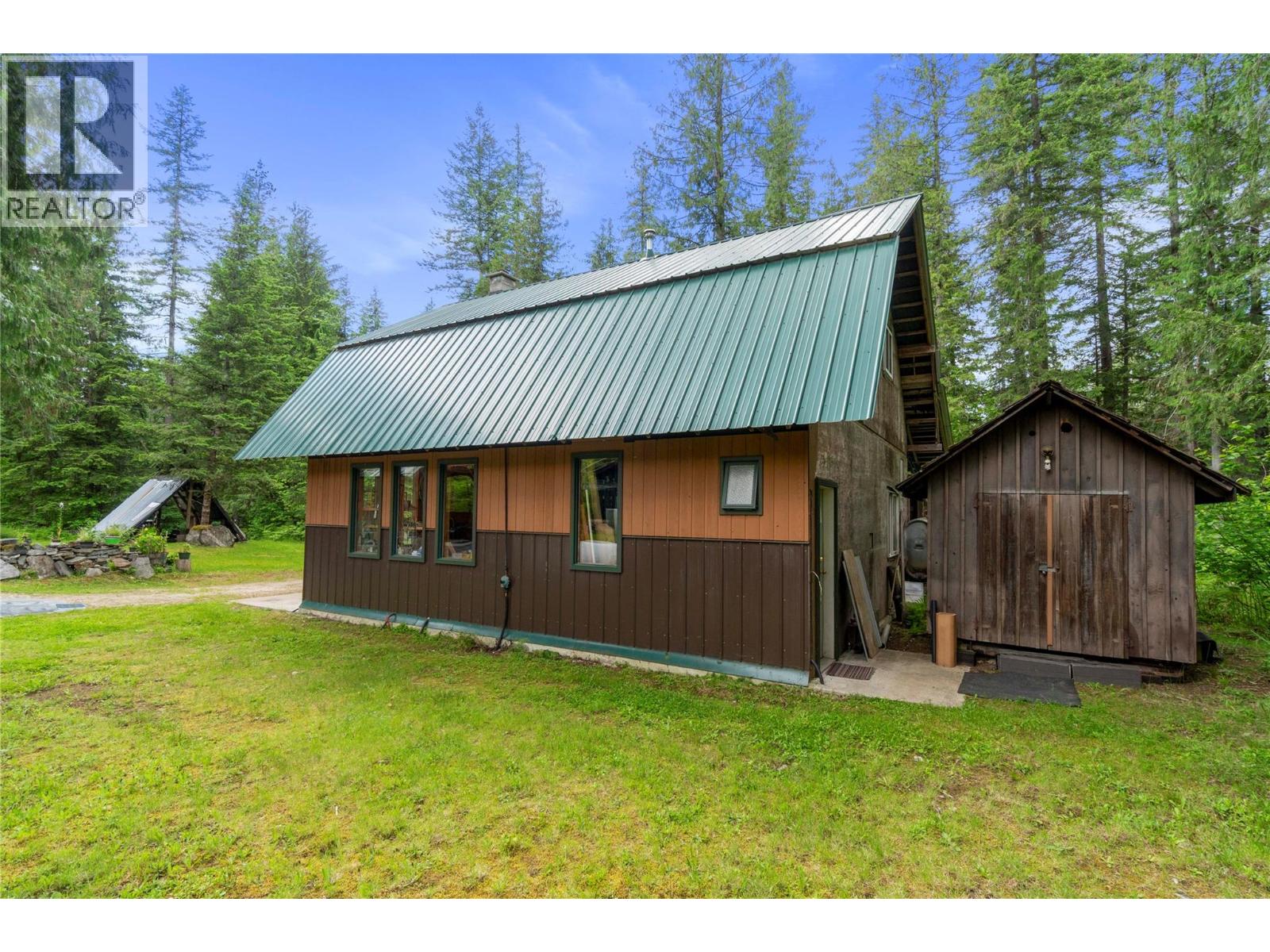 1598 Quast Road, Seymour Arm, British Columbia  V0E 2V2 - Photo 56 - 10390994