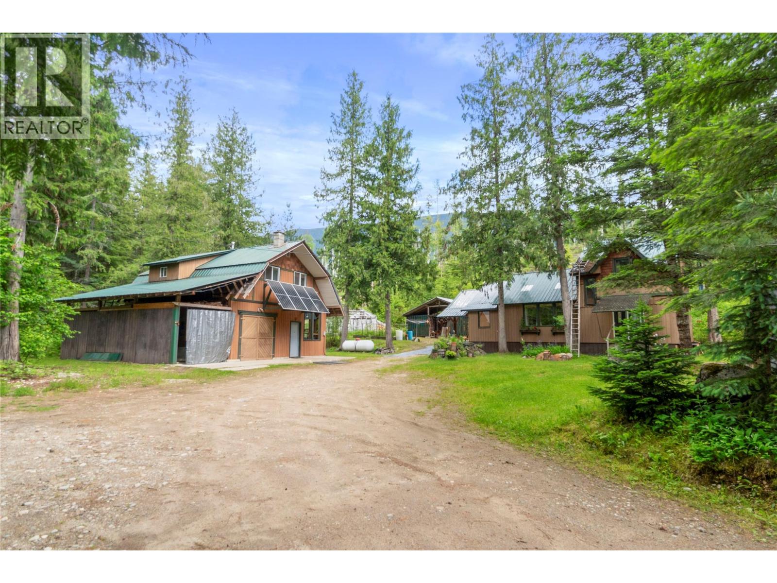 1598 Quast Road, Seymour Arm, British Columbia  V0E 2V2 - Photo 60 - 10390994