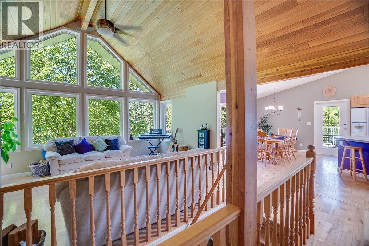 4399 Bird Creek Road, Nelson, British Columbia  V1L 6X2 - Photo 19 - 10390895
