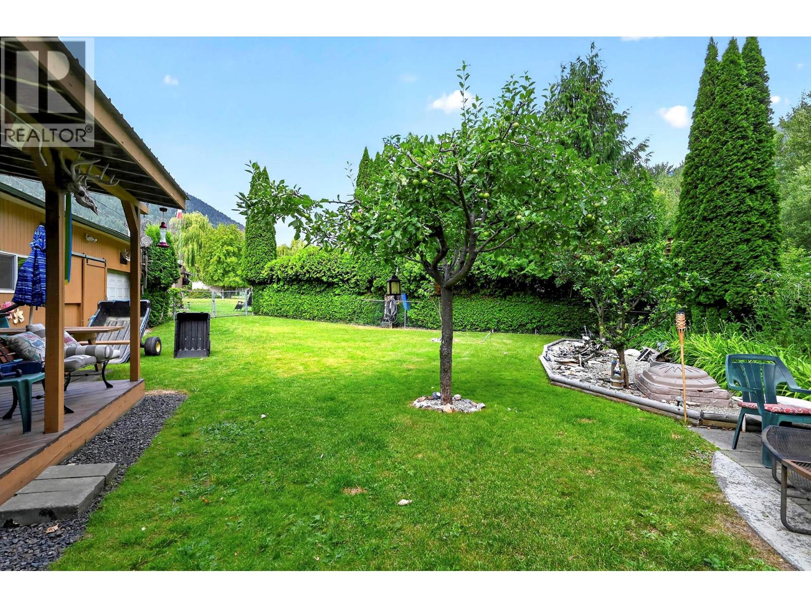 2020 Sinmax Creek Road Unit# N3, Adams Lake, British Columbia  V0E 2E0 - Photo 32 - 10390511